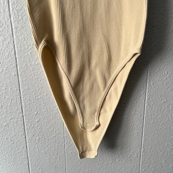 Zara Bodysuit Womens XS Ribbed Stretch Racerback Coquette Capsule Minimalist - Picture 3 of 8